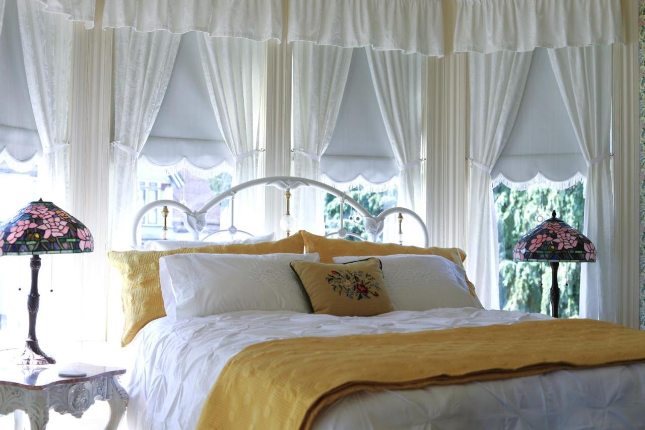 Adams Pragge House - Victorian Bed & Breakfast พอร์ตทาวเซนด์ ภายนอก รูปภาพ
