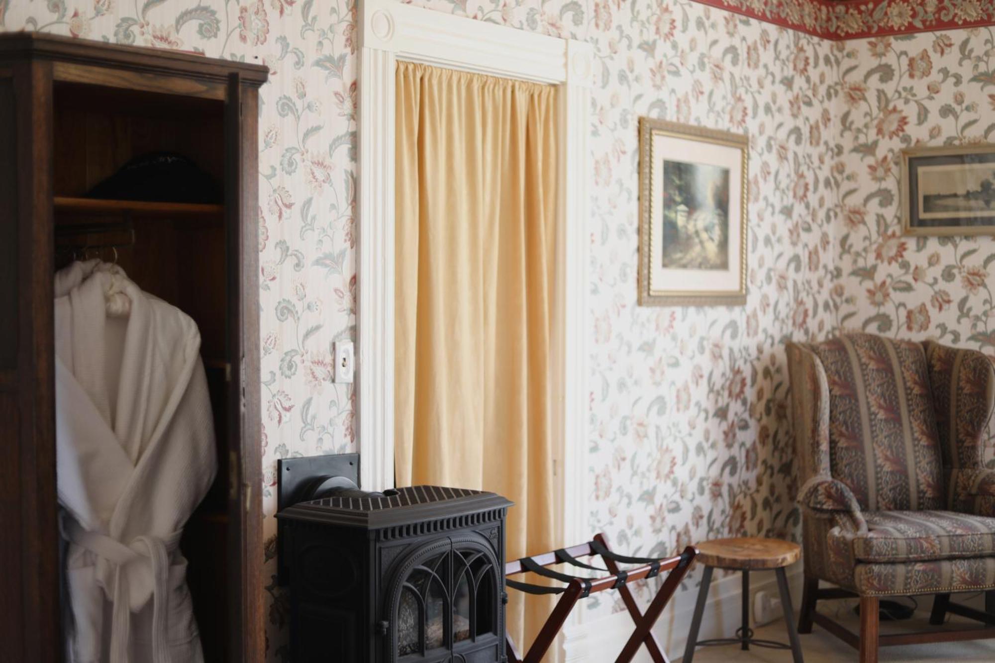 Adams Pragge House - Victorian Bed & Breakfast พอร์ตทาวเซนด์ ภายนอก รูปภาพ