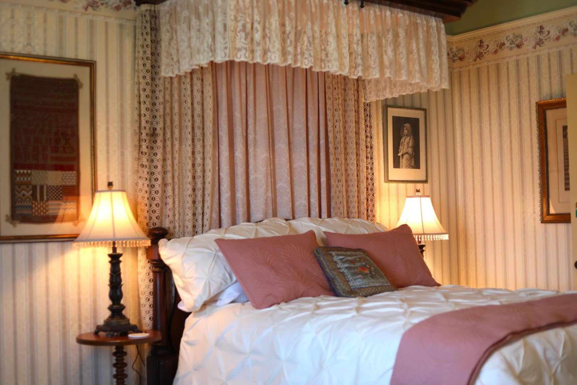 The Adams Pragge House - Victorian Bed & Breakfast พอร์ตทาวเซนด์ ภายนอก รูปภาพ